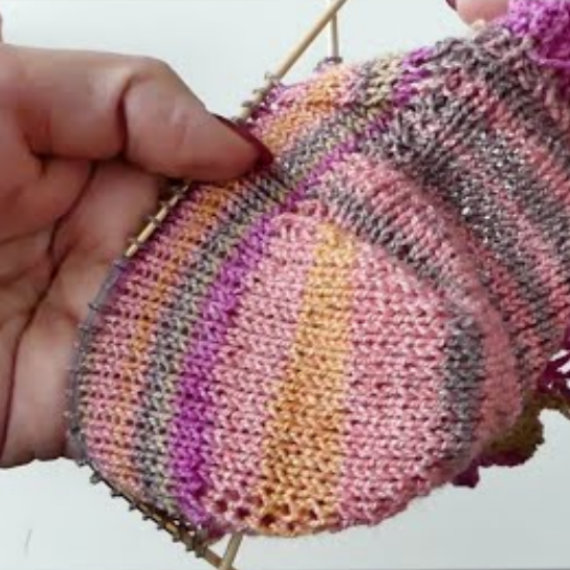 Hufeisenferse - Nadelspiel | Anleitung | Wolle Supersocke 100 Linie 3 Color 4-fach  | Stricken | Sylvie Rasch