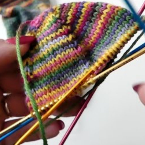 Toe Up Propellerspitze - Nadelspiel | Anleitung | Wolle Supersocke 100 Linie 3 Color 4-fach  | Stricken | Sylvie Rasch