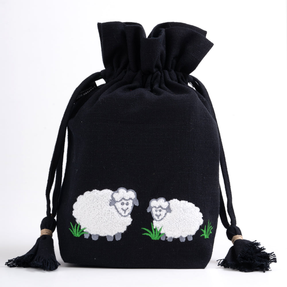 Kordelzugtasche von Lantern Moon