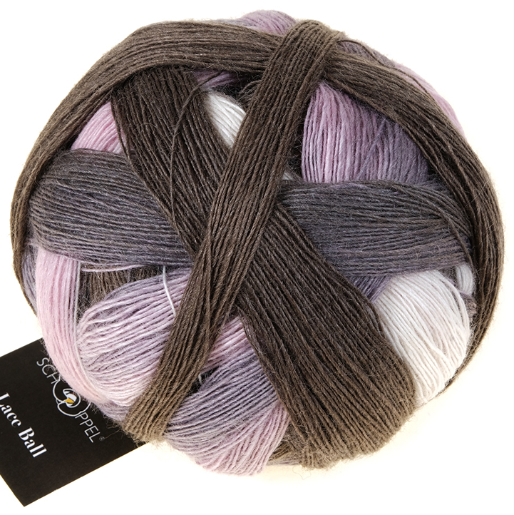 Lace Ball von Schoppel
